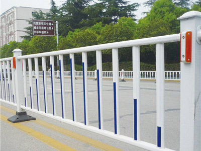 鋅鋼道路護(hù)欄