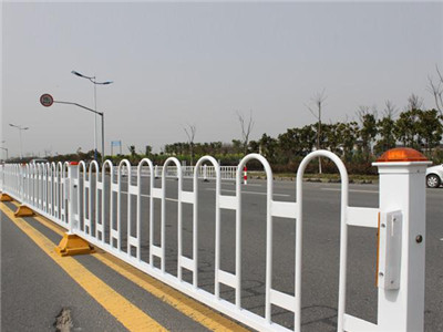 鋅鋼道路護(hù)欄