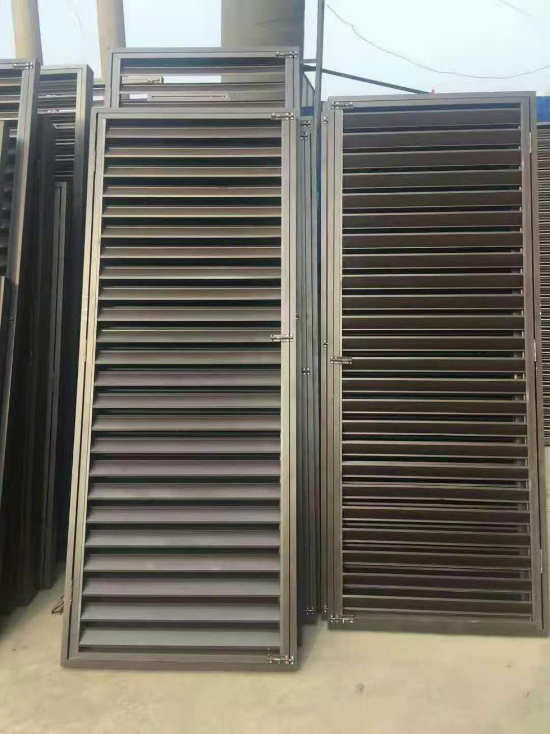 百葉窗